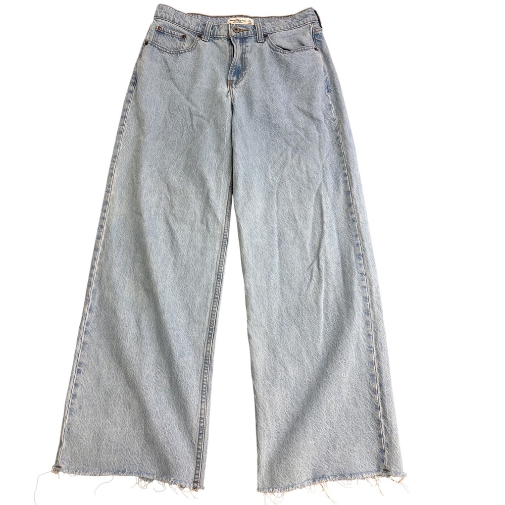 Abercrombie & Fitch Low Rise Ultra Loose Wide Leg Jeans Light Wash Raw Hem 26 R